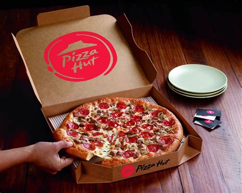 Fast Food Near Me. . Pizza hut pizza delivery
